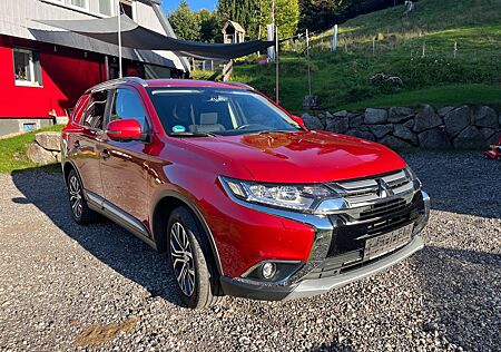 Mitsubishi Outlander 2.2 DI-D Edition 100+ 4WD Automati...