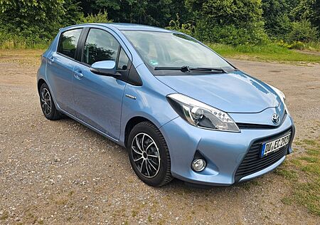 Toyota Yaris Hybrid, Klima, Camera, TÜV 05/2027