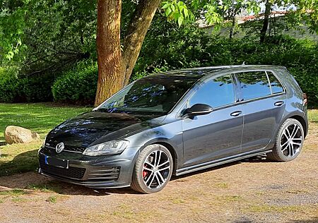 VW Golf Volkswagen 2.0 TDI BMT GTD GTD