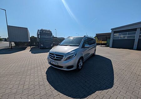 Mercedes-Benz V 250