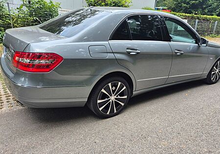 Mercedes-Benz E 350 CGI BlueEFFICIENCY AVANTGARDE AVANTGARDE