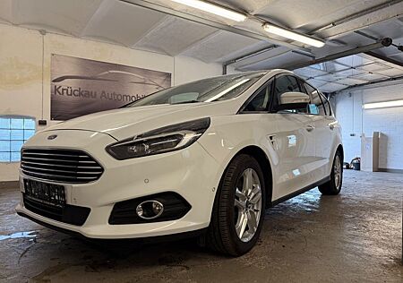 Ford S-Max 2,0 EcoBoost Titanium Aut SH 7Si. Navi