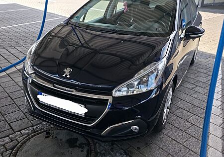 Peugeot 208 PureTech 82 Active Active