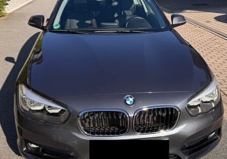 BMW 120i Sport Line Sport Line