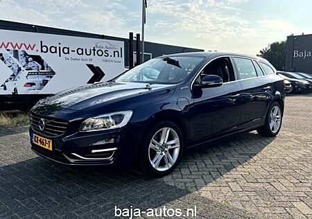 Volvo V60 D6 AWD Plug-in-Hybrid Summum*KX-467-T**