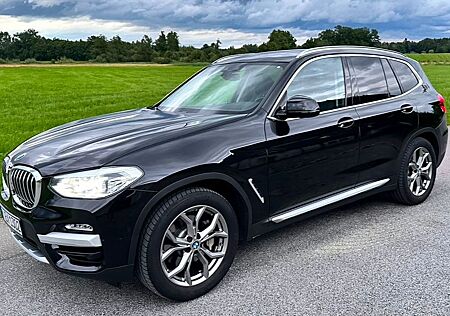 BMW X3 xDrive 30i Head-Up/Leder/Navi/Pano