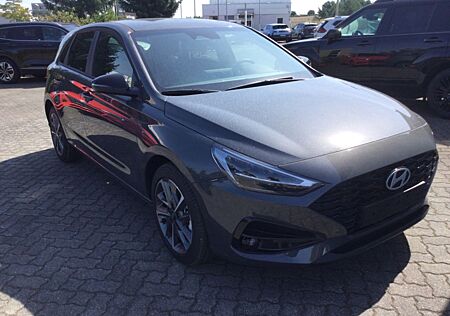 Hyundai i30 1.5 T-GDI Trend Komfort Paket, LED, Navi WKR