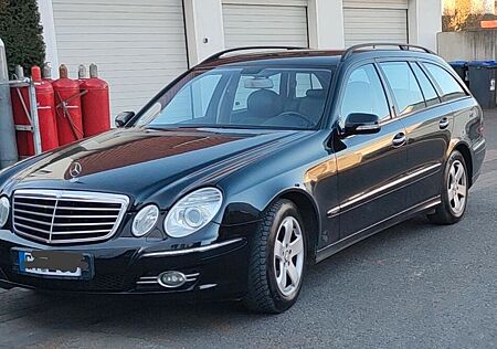 Mercedes-Benz E 200 CDI T AVANTGARDE Luftfederung neu, AHK