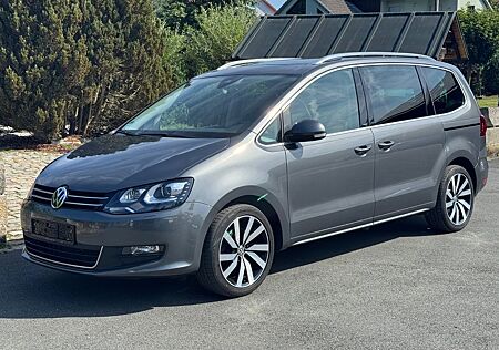 VW Sharan Volkswagen 2.0 TDI ALLSTAR DSG PANO AHK StHz. 7Si.