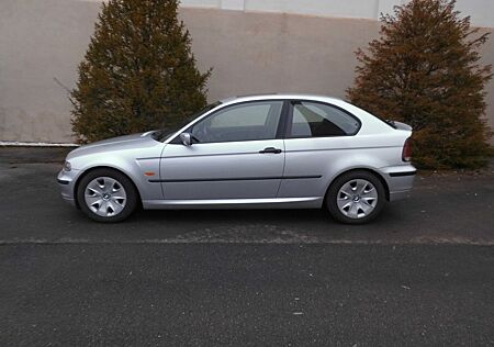 BMW 318ti compact Edition Lifestyle