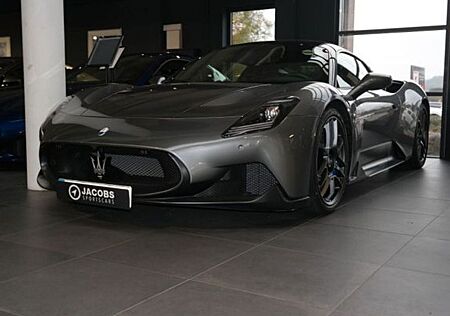 Maserati MC20 3.0 V6 twin turbocharged Navi LED Klima