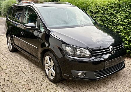 VW Touran Volkswagen 1.4 TSI Highline, Navi, 7 Sitze, Sthzg