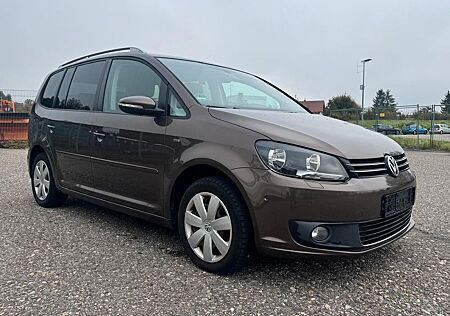 VW Touran Volkswagen 1.6 TDI LIFE 6-Gang Navi