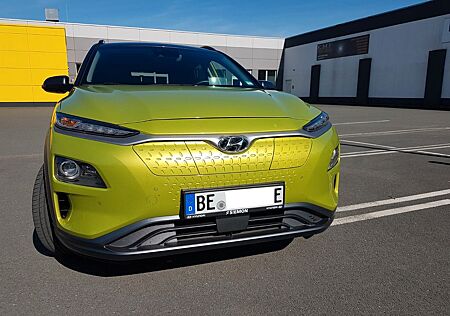 Hyundai Kona Elektro ELEKTRO 150kW Premium Leder WR