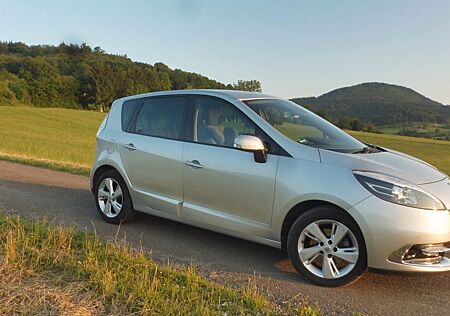 Renault Scenic Dynamique 2.0 16V 140 CVT Dynamique