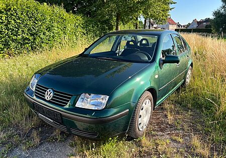 VW Bora Volkswagen 1.6 Edition Edition