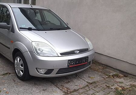 Ford Fiesta 1.4 16V Trend EST Autom.