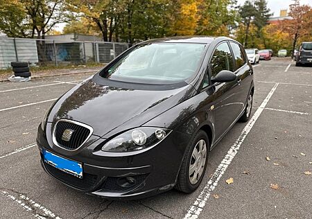 Seat Altea 1.6 Avila Avila