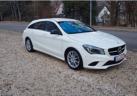 Mercedes-Benz CLA 200 Shooting Brake CLA 200 CDI 4MATIC DC...