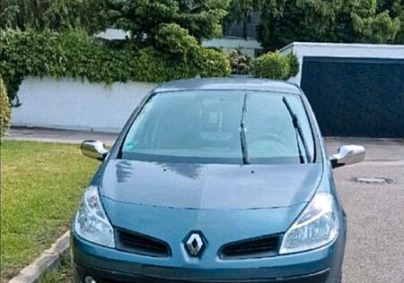 Renault Clio Expression 1.2 16V 55kW Expression