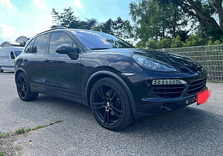 Porsche Cayenne Diesel - Facelift - Burmester - Full