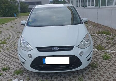Ford S-Max Trend