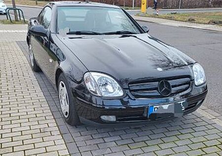 Mercedes-Benz 200