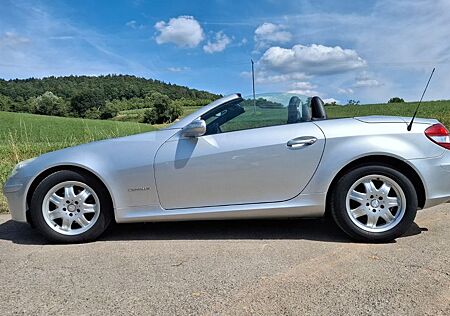 Mercedes-Benz SLK 200 - Leder, Autom., Klima, Airscarf...