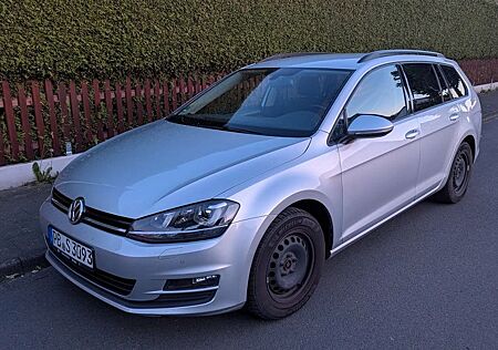 VW Golf Volkswagen 1.6 TDI BMT Comfortline Variant Comfortline