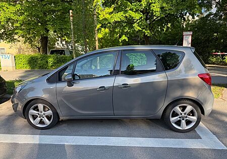 Opel Meriva 1.7 CDTI INNOVATION 74kW Auto INNOVATION