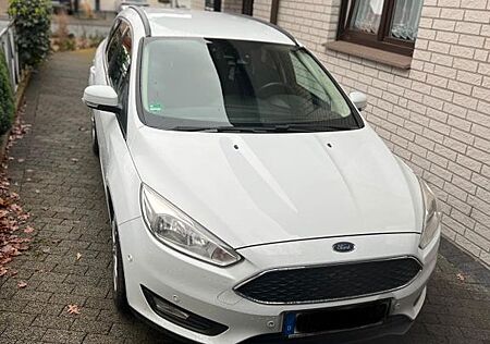 Ford Focus 1,0 EcoBoost 92kW Business Turnier Bus...