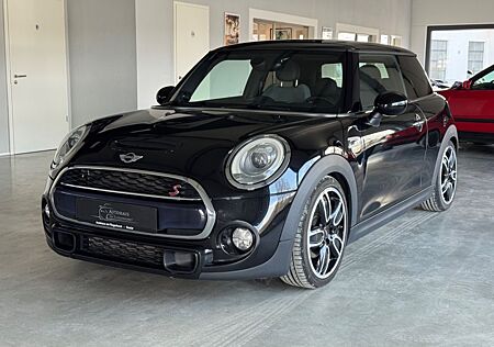 Mini Cooper SD LED/PDC/SHZ/Navi/Temp