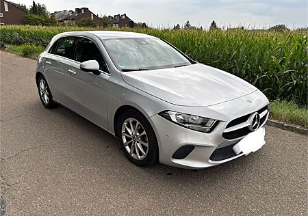 Mercedes-Benz A 200 A200 Automatik nur 29.000 km