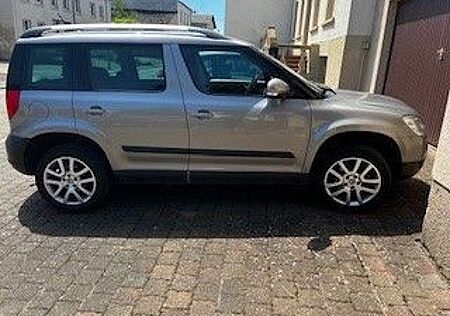 Skoda Yeti 2.0 TDI 4x4 DSG Elegance Plus Edition E...