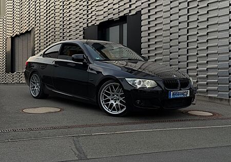 BMW 325D E92 M Paket ab Werk