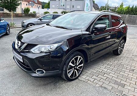 Nissan Qashqai Tekna AHK Xenon Navi 360° SHZ