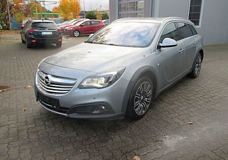 Opel Insignia A Country Tour 4x4+AHK 2500kg Tüv neu