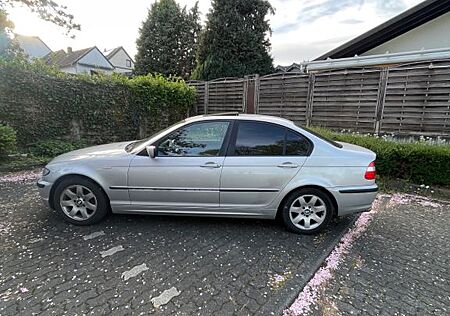 BMW 318i