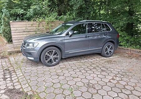 VW Tiguan Volkswagen 2.0 TDI SCR 4MOTION Trendline Trendline