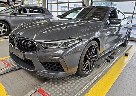 BMW M8 Competition GC NightV*Carbon*TV*Sitzkl*360°