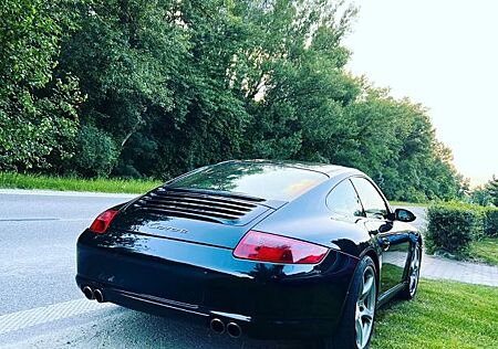 Porsche 997 Carrera Coupé Carrera Perfekt Garage Queen