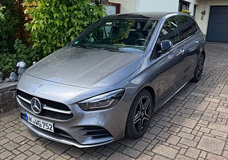 Mercedes-Benz B 250 e DCT -