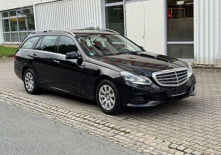 Mercedes-Benz E 200 BlueTEC T ELEGANCE