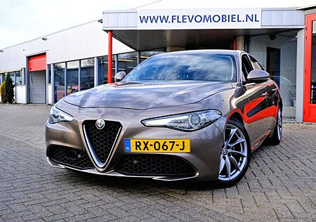 Alfa Romeo Giulia 2.2 150pk Eco Business Super Leder|1e Eig