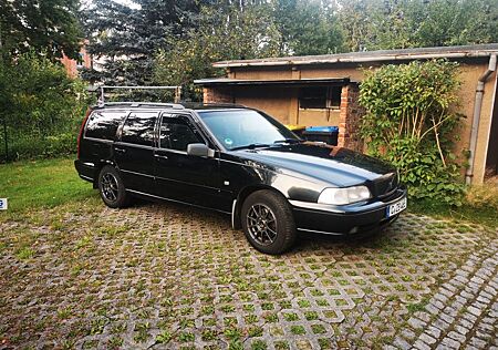 Volvo V70 2.4 103kW -