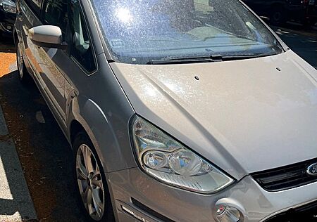 Ford S-Max 2,0 EcoBoost 176kW Titanium PowerShift...