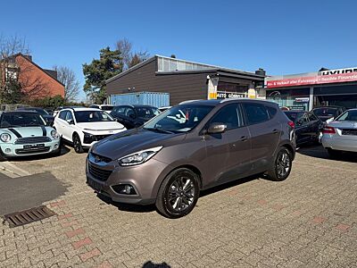 Hyundai ix35 FIFA Kamera Sitzhz Klimaauto Tempo NAVI