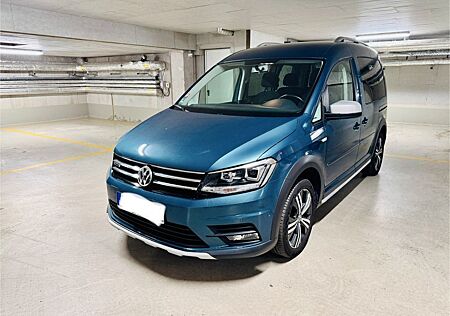 VW Caddy Volkswagen Alltrack Nav AHK Xen Acc Standhz Flügeltür