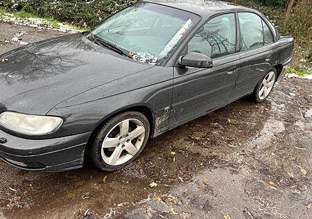 Opel Omega 2.5