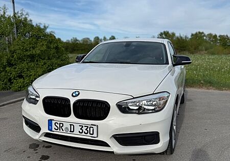 BMW 116i 1.5l Carplay/SHZ/